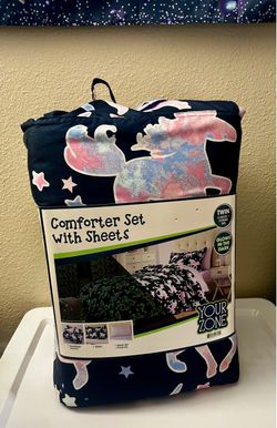Set NEW Twin Glow-in-the-Dark Unicorn Bedding 5-Piece Set