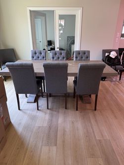 Pedestal Dining Table with 6 chairs