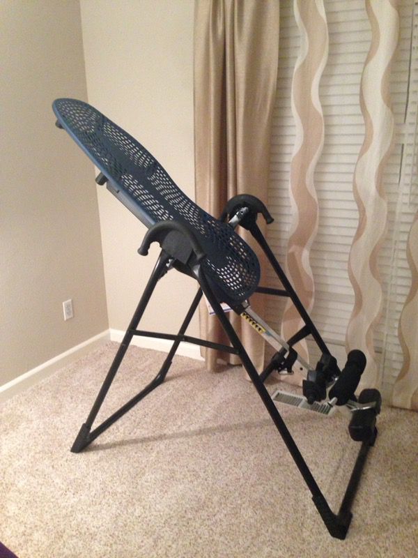 Teeter Hang Ups EP-550/650 Inversion Table for Sale in Bellevue 