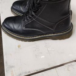 Dr.Martin Black Mens Boots Sz.10