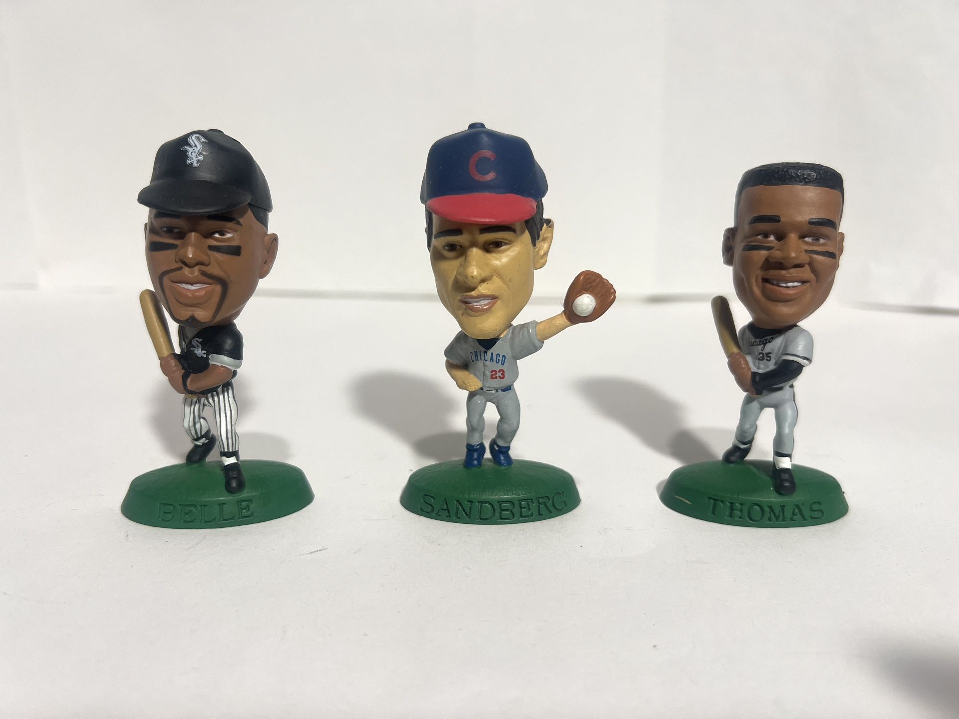 Chicago MLB : Frank Thomas, Ryne Sandberg, Albert Belle 3” Baseball Figure