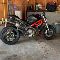 2011 Ducati 796 Monster