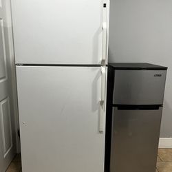 Small Fridge 