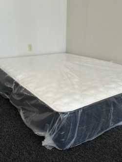 New King Mattress Must Sell
