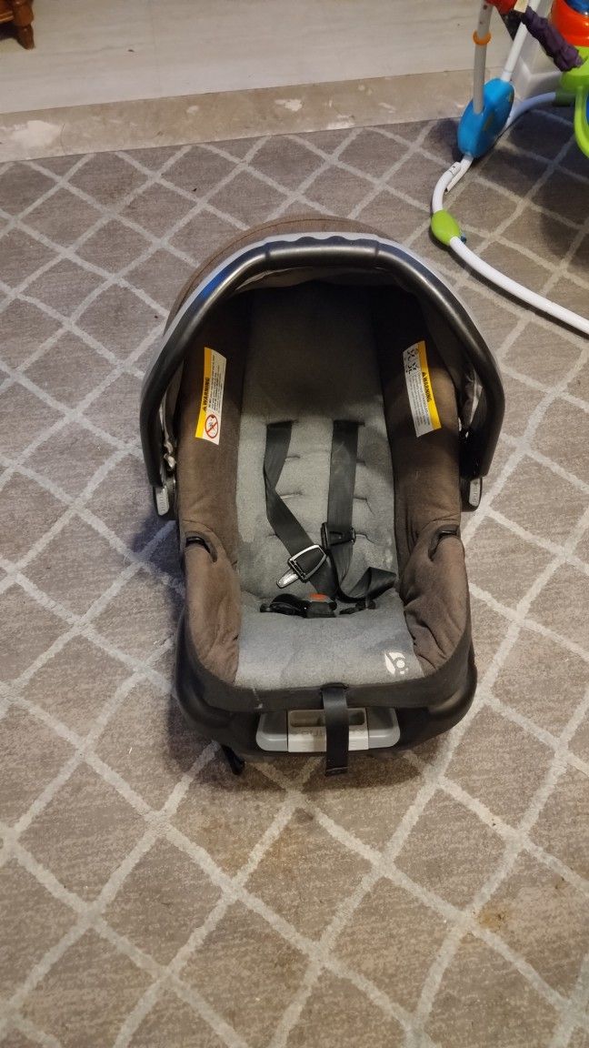 New But Used Lightly Used Car Seat for Sale in Phoenix, AZ OfferUp