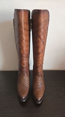 BOTAS CUADRA