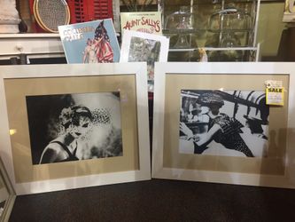 Black-and-white pictures