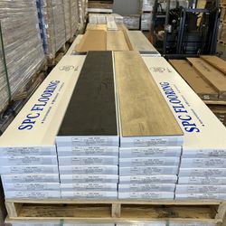 Up $0.89/sq ft 5.5mm~10mm Luxury Vinyl Plank Flooring SPC Flooring Click Locked Wholesale Price