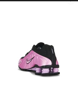Shox r4 sneaker