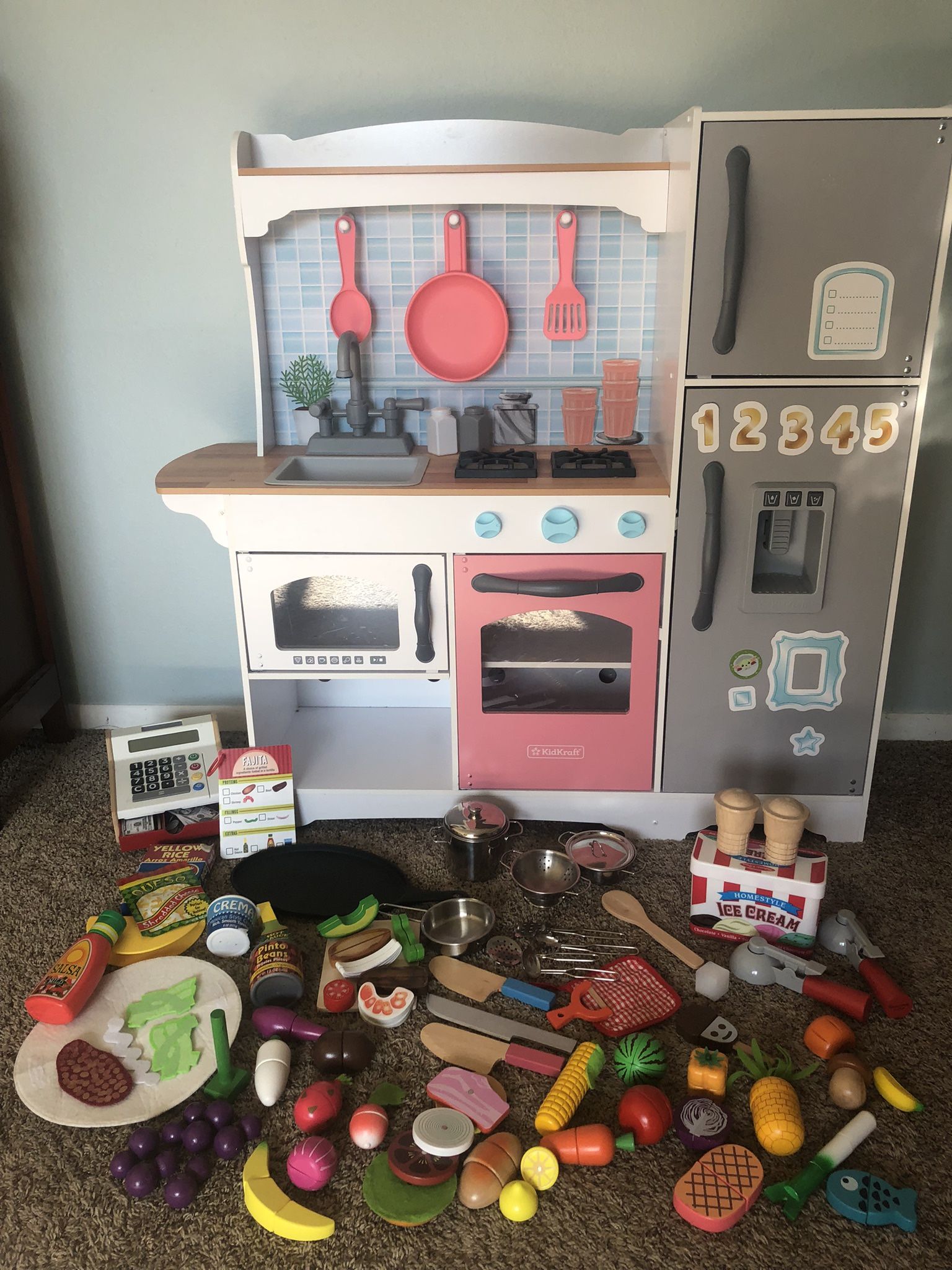 KidKraft Kitchen with 5 add. sets of related items
