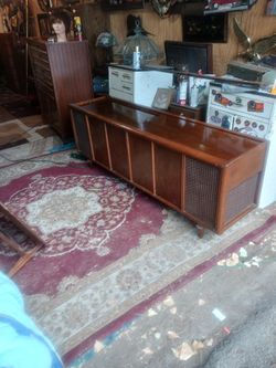 Not Working Stereo Cabinet