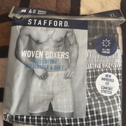 Stafford 4-Pack Men's Sz XL 100% Cotton Woven Boxers Black Plaid