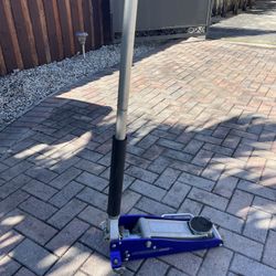 Pittsburgh 1.5 Ton Jack