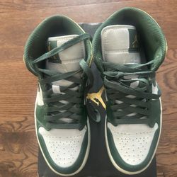 green jordan 1 mid