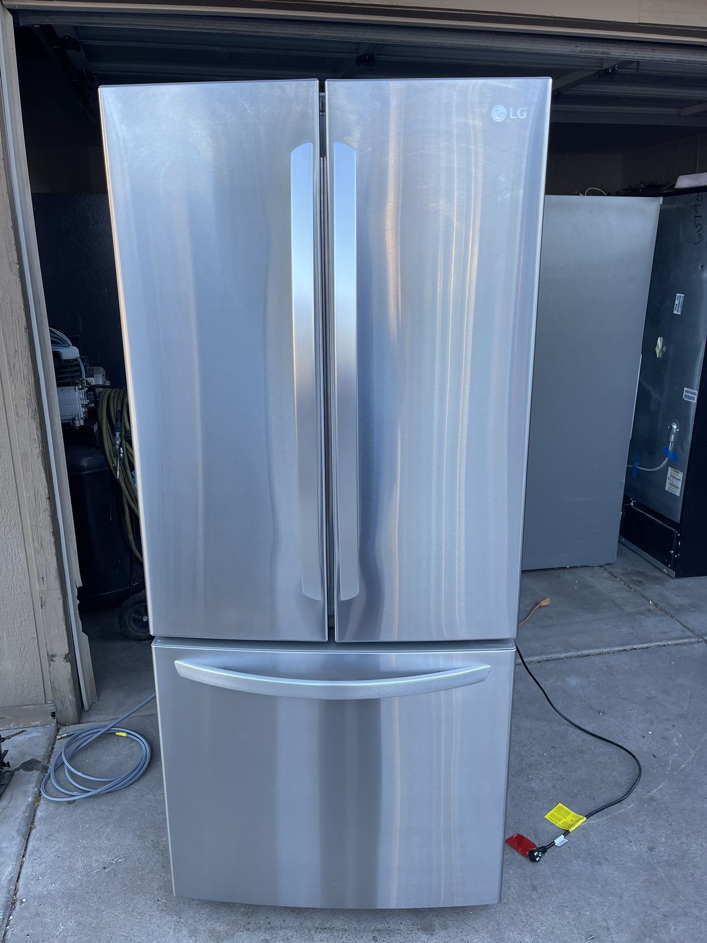 LG Refrigerator 30in Wide Stainless Steel 2024