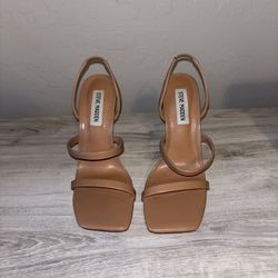 Steve Madden Nude Heel 