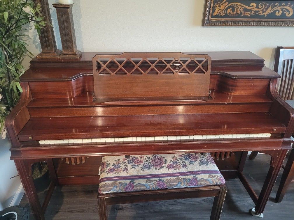 Free Piano