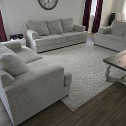 3 pc Couch set- comfy