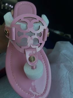 brand new baby pink Tory’s