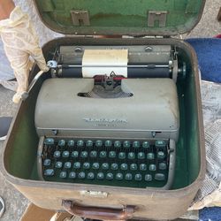 Old School Type Writer