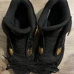 Air Jordan 4s Royalty