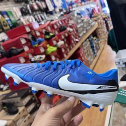 Nike Tiempo Soccer Cleats Size 7/8/9/10/11/12