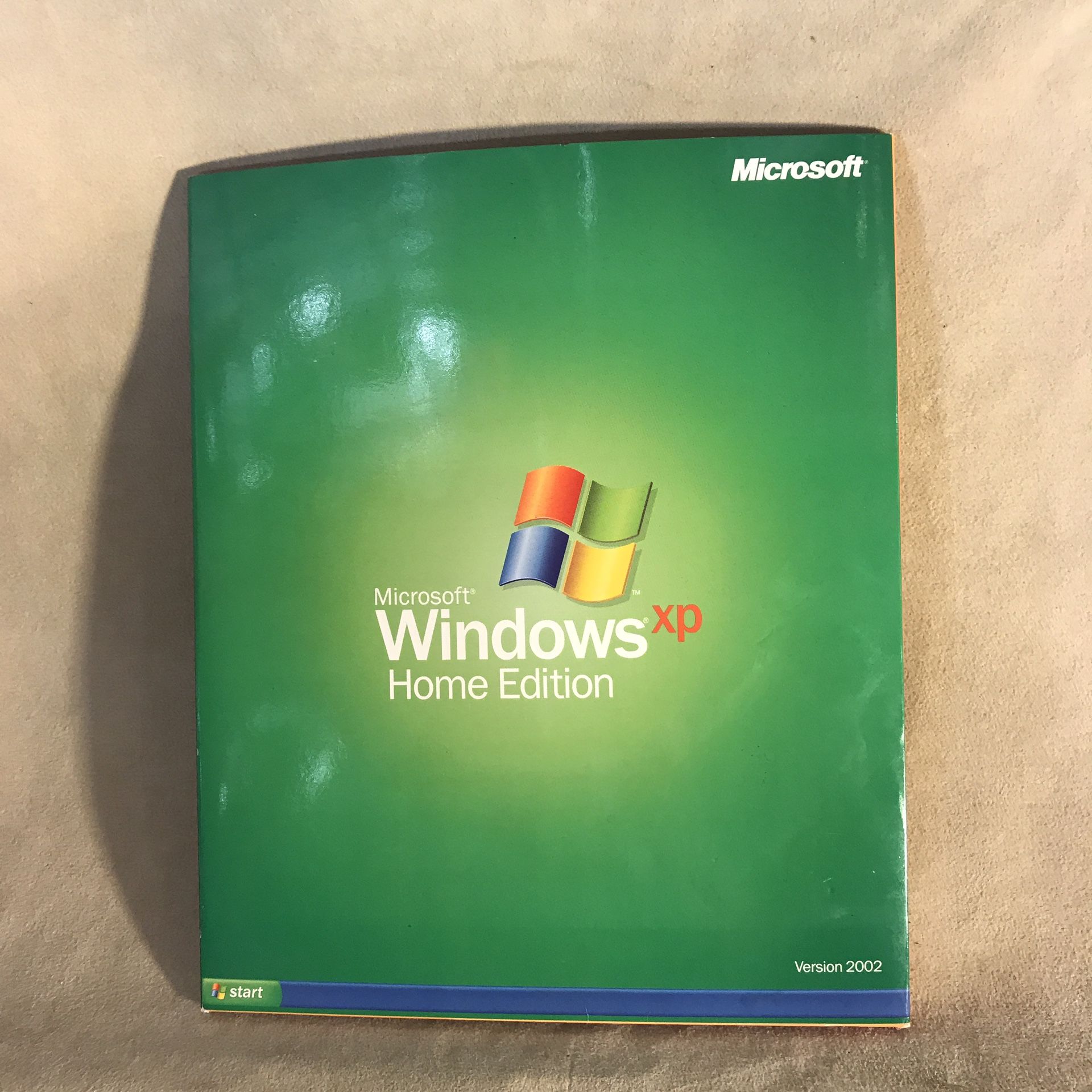 Microsoft Windows XP Home Edition Version 2002 Full Install with Product Key