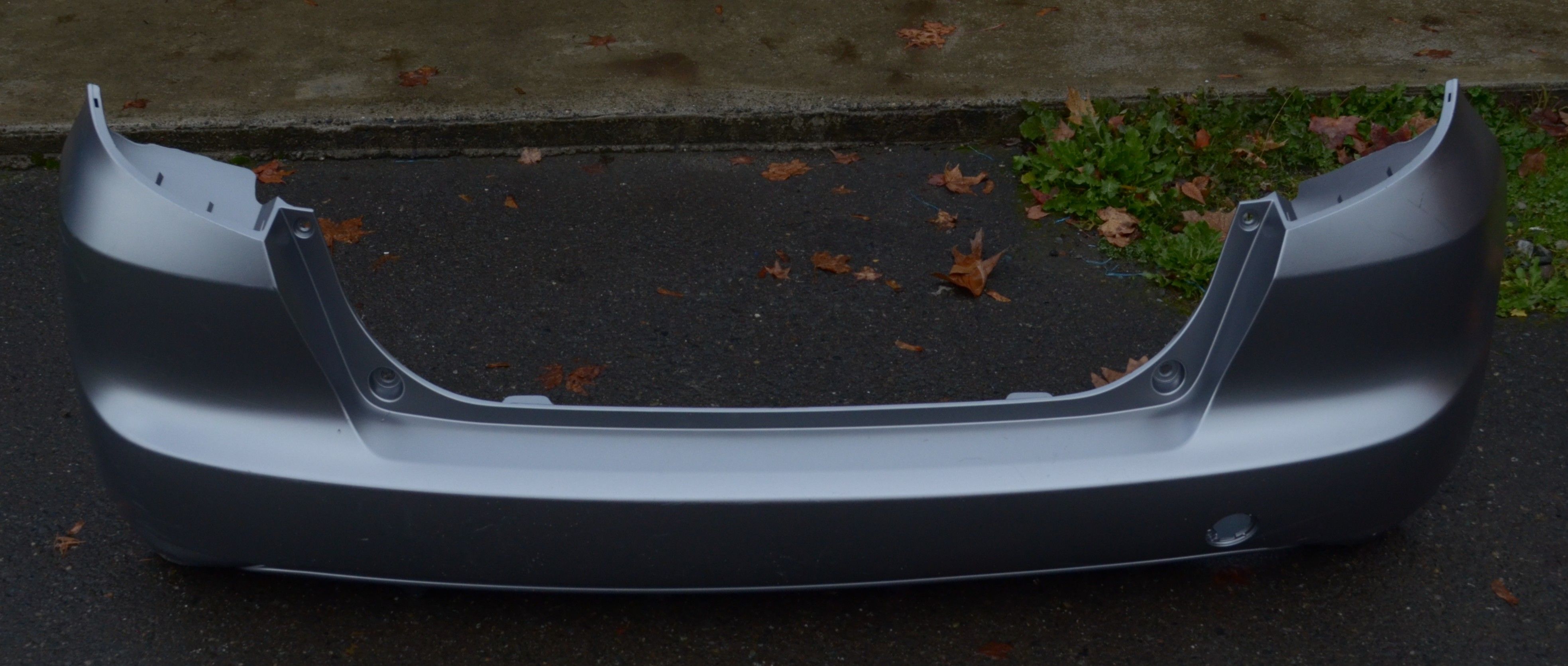 USED REF#U0437 || 2009-2014 HONDA FIT || REAR BUMPER COVER ONLY