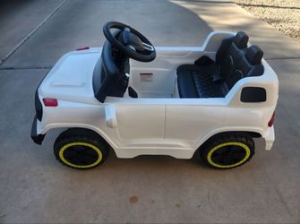 Joymor 12V Kids Electric Car