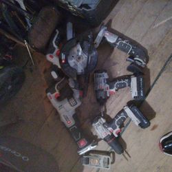 6- Piece PORTA CABLE SET.