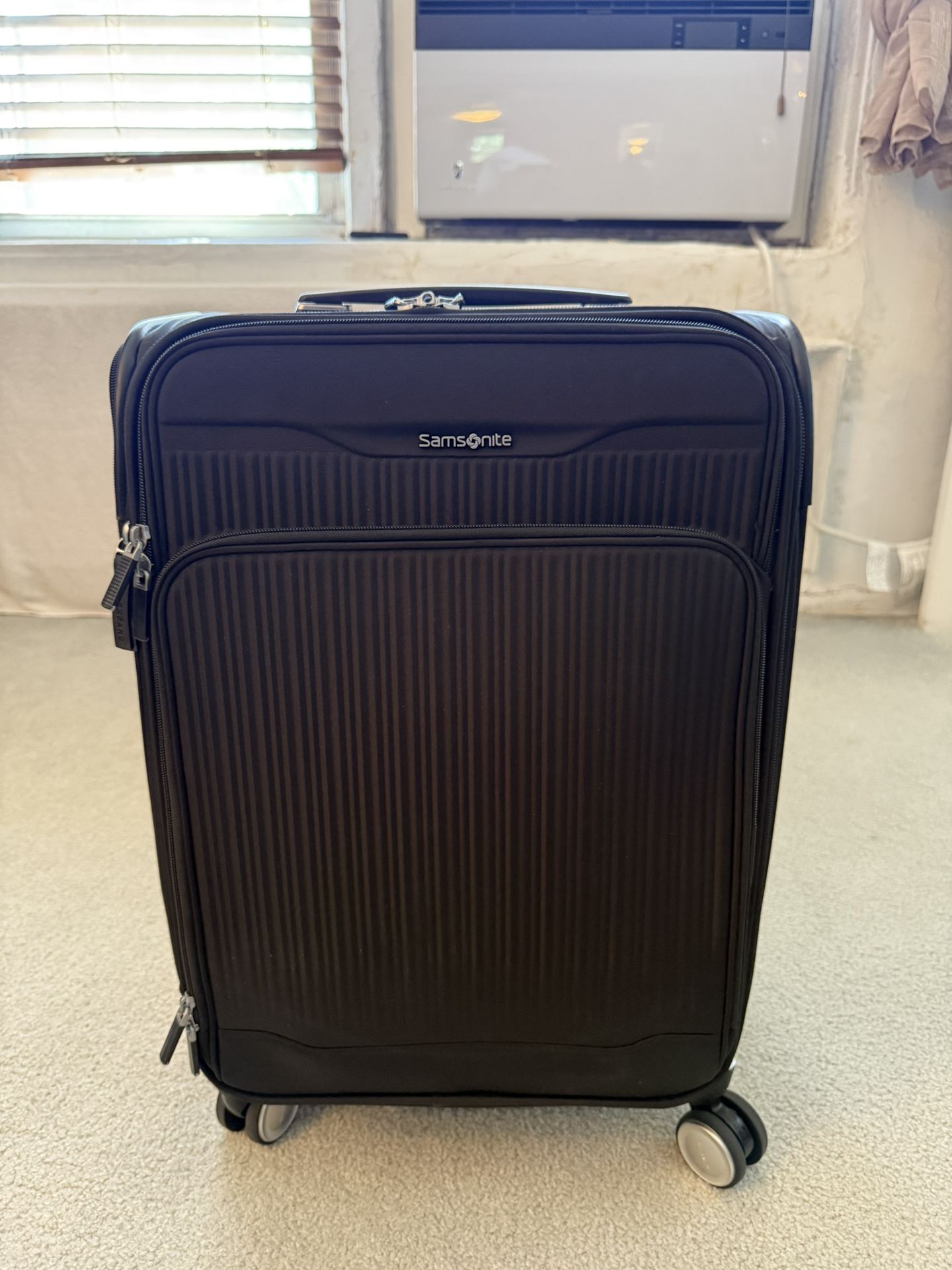 Samsonite Silhouette 18 Softside Carry On