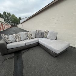 Couch And Love Seat Set 