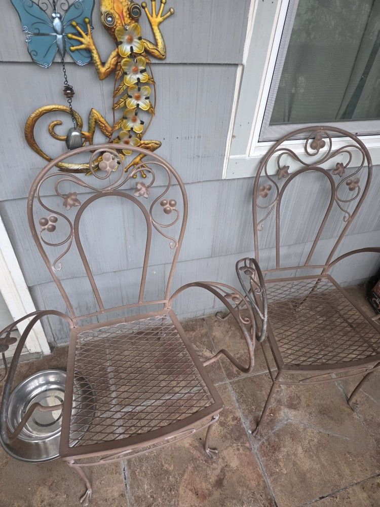 Pretty Metal Outdoor Chairs
