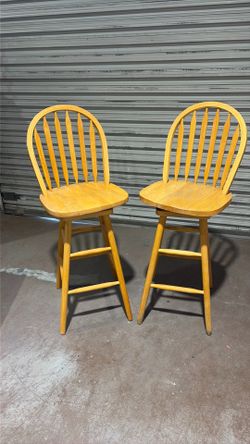 Pair of Wood Swivel-Back 29” Bar Stools