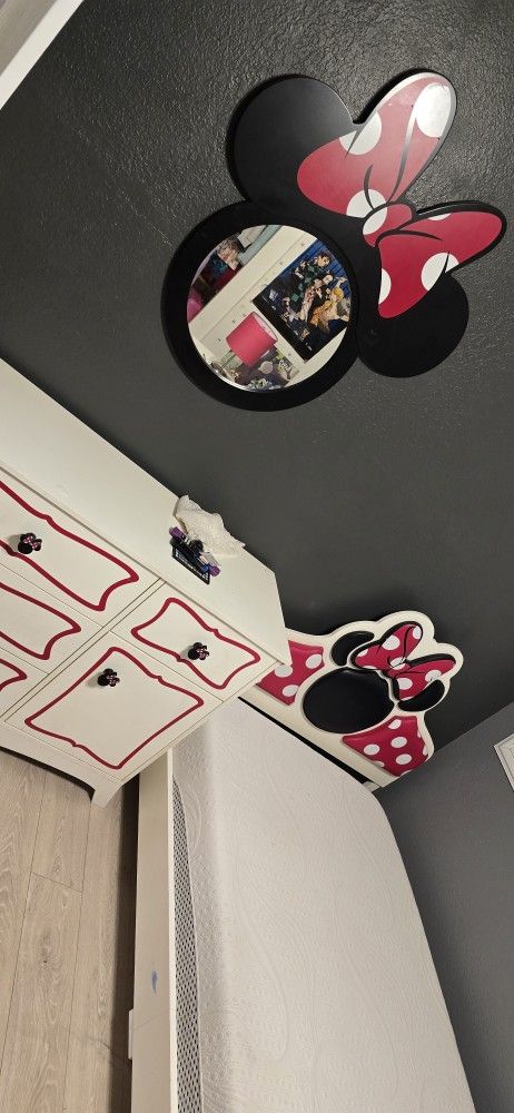 Minnie Mouse Twin bed Set With Memory Foam Mattress