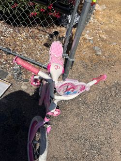 Princess bike with helmet