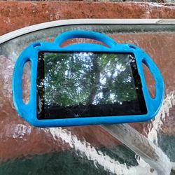 Broken Kids Tablet