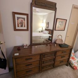 Thomasville Bedroom Set