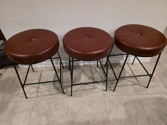 3 beautiful bar stools