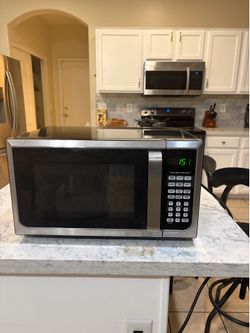 Hamilton Beach Countertop Microwave