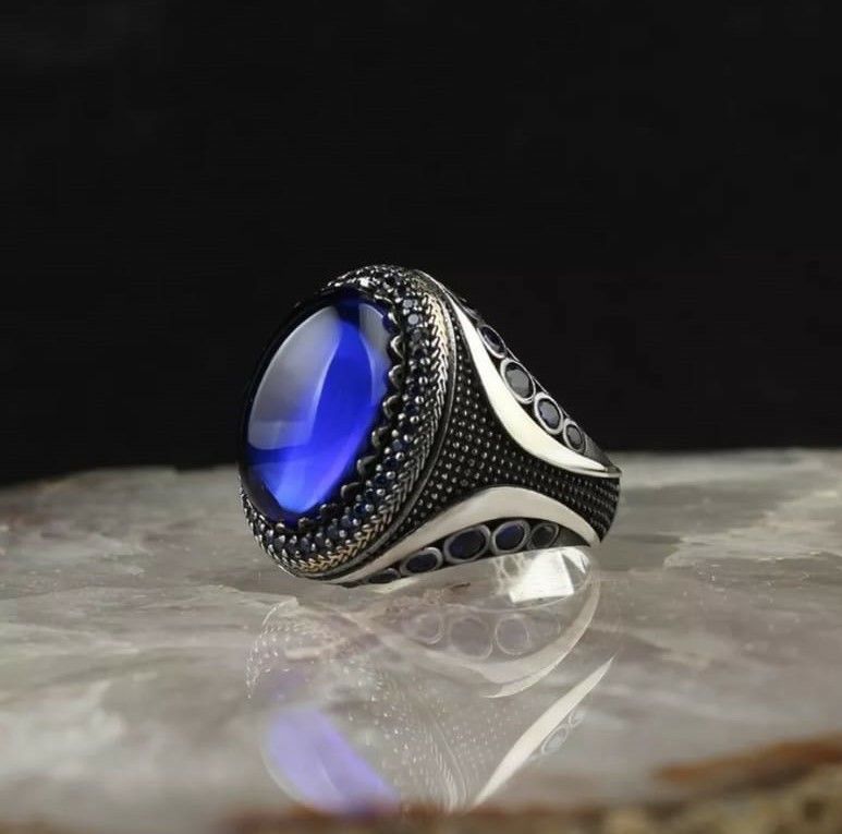 Size 12 Sapphire BlueZircon Men's lightweight Ring 925 Silver Plated unique deateld sides Vintage Gemstone
