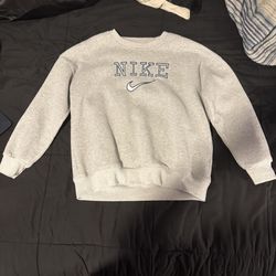 Nike Sweater