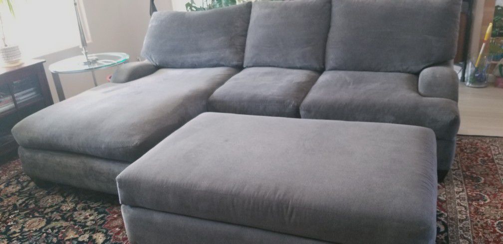 Comfortable Couch W Chais And Ottoman
