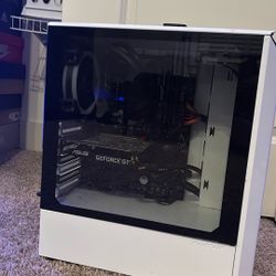 Clx Custom Water Cooling  Rgb Gaming Pc Originally Payed 1,100 Amazing Specs 
