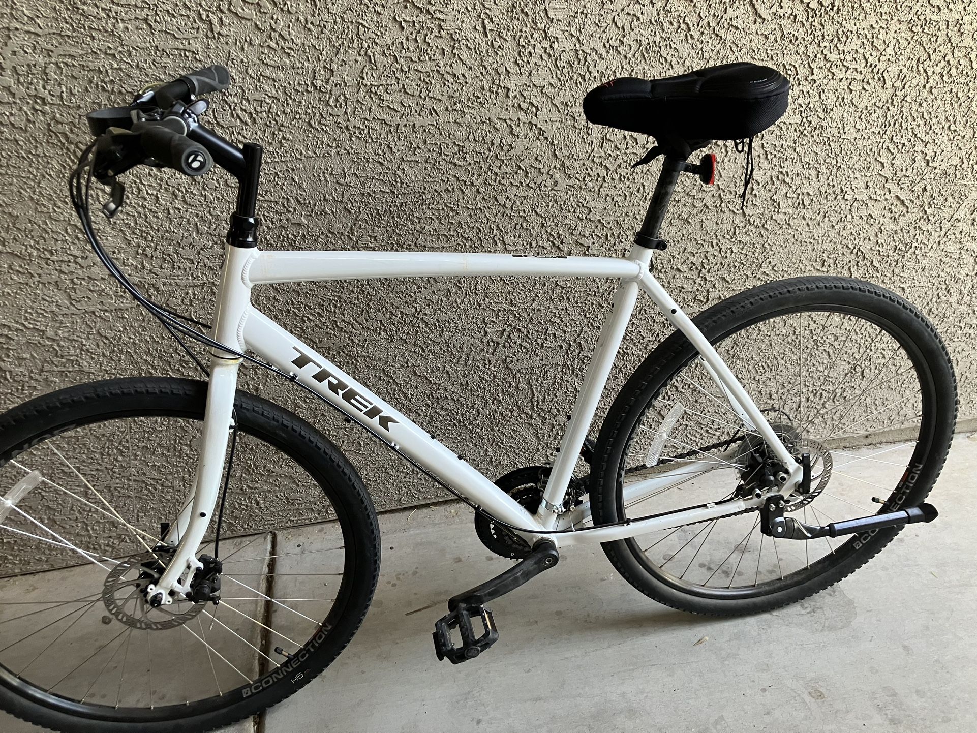 2024 Trek Verve 1- Size XL - New