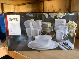 Canvas 40 piece dinnerware set