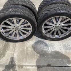 305/40-R22 Rim And Tires In Like New Condition 