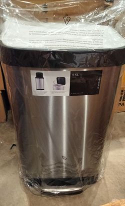 15 gallons as stainless steel step on padel trash can/ new/ see discription 👍