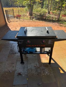 Griddle Black Stone Griddle 2 Burners, $175
