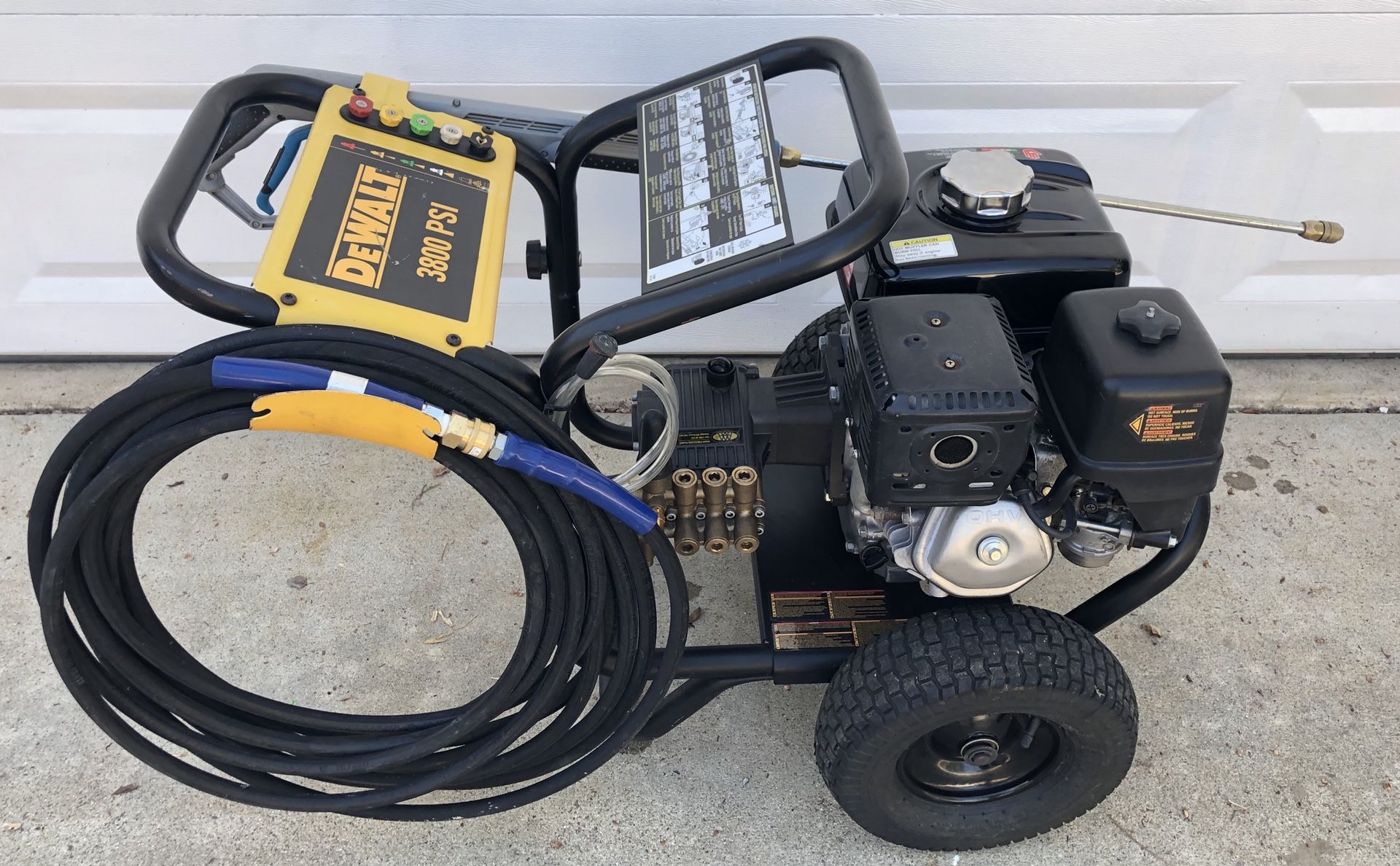 Dewalt DXPW3835 3800 3,800 PSI 3.5 gpm pressure washer, hose, tips, 20